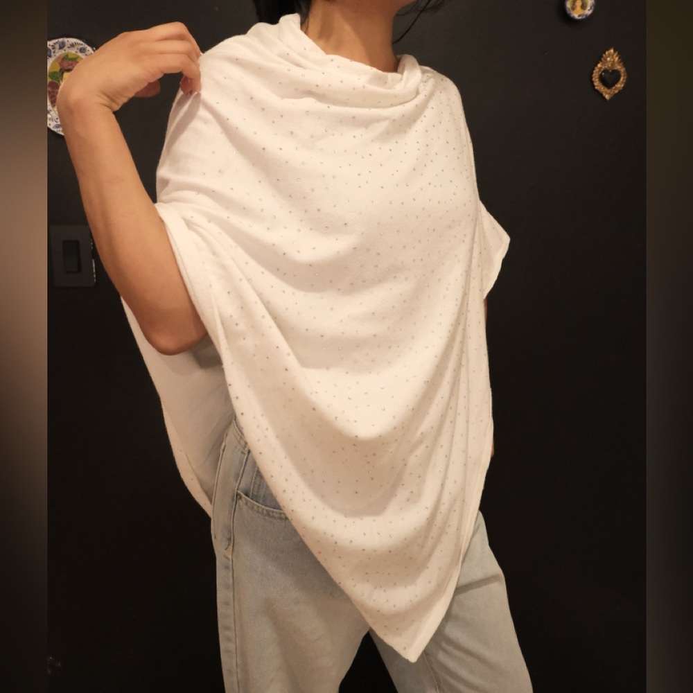 Rachel Zoe White Knit with Metallic Details